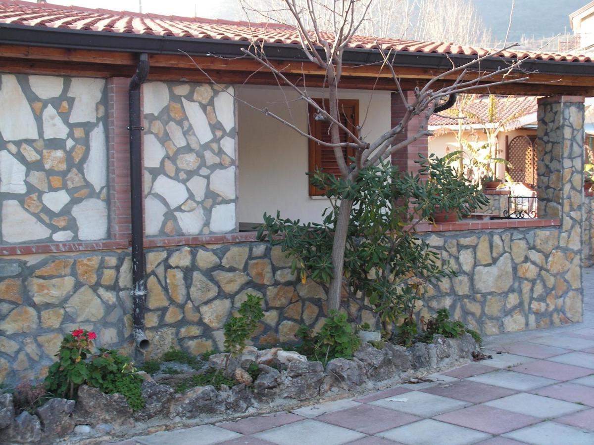 Villaggio Romaniello 卡梅罗塔的码头 外观 照片