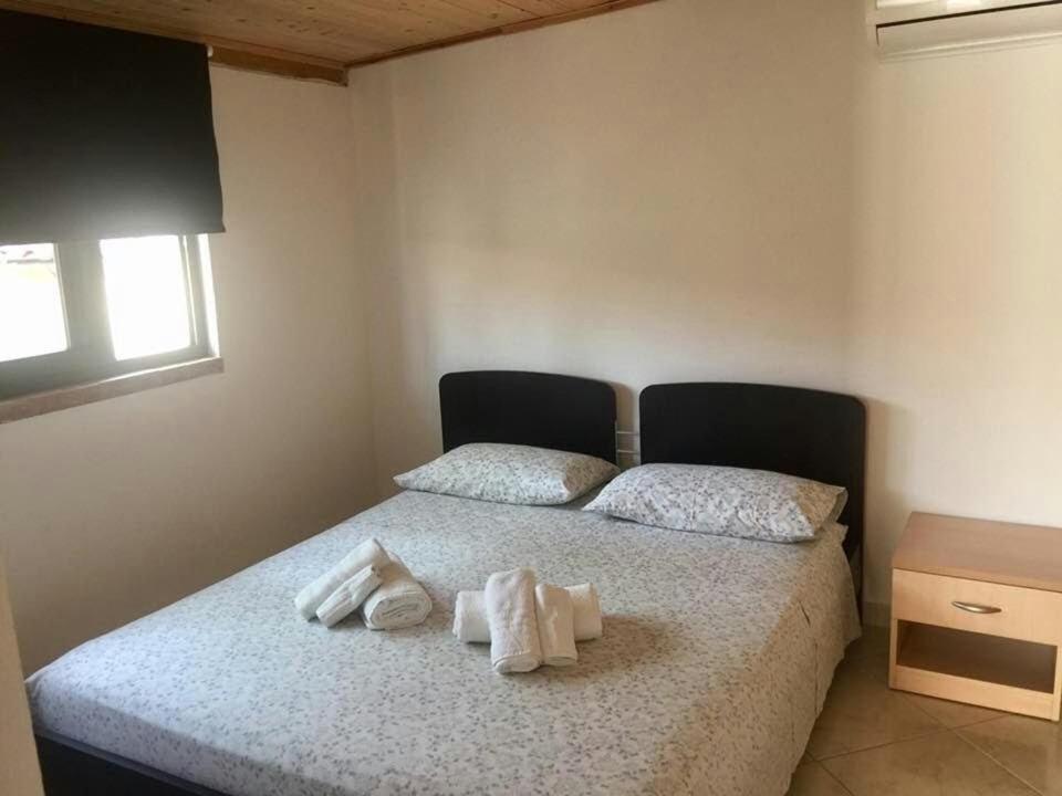Villaggio Romaniello 卡梅罗塔的码头 外观 照片